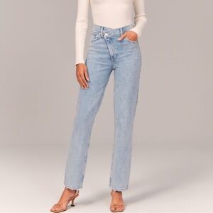 Abercrombie and Fitch 90s Ultra High Rise Straight Jeans